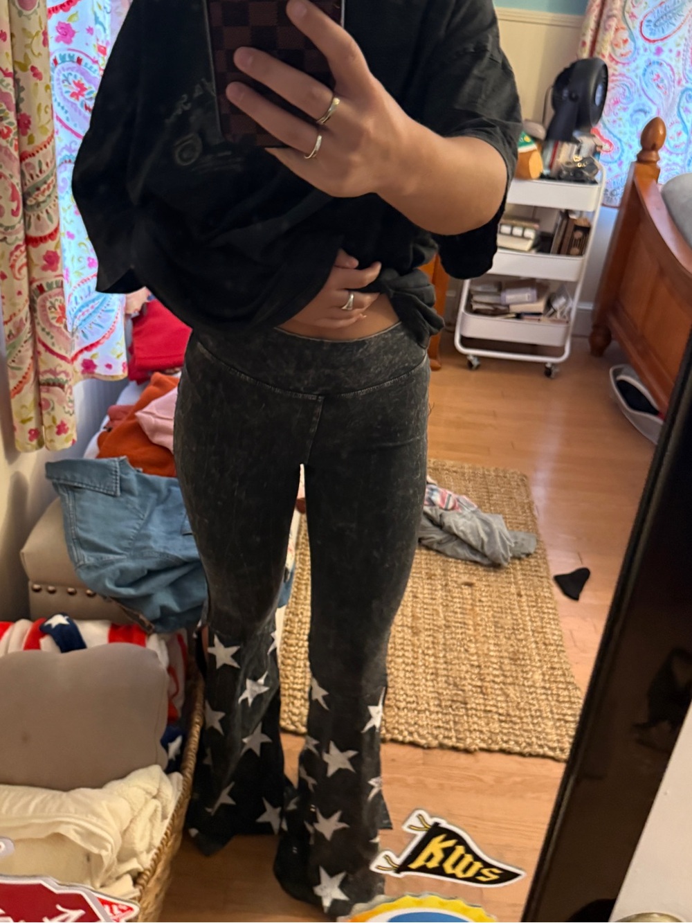 Black Star-Print Flare leggings - Picture 7 of 8